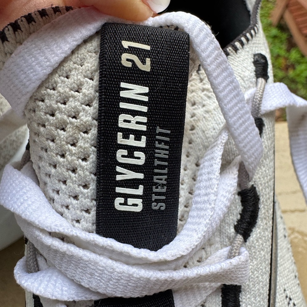 Brooks Black and White Athletic Sneakers - Picture 8 of 10